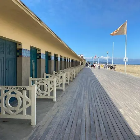 Le Victorien Yourhosthelper