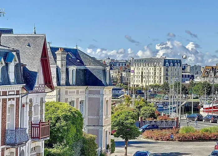 Le Victorien Yourhosthelper *